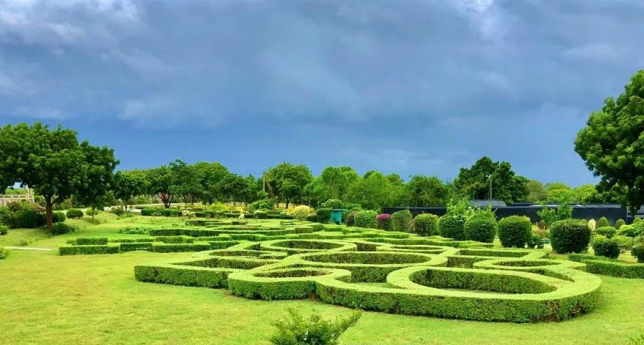 Mirijjawila Botanical Gardens - South Gate, Sri Lanka